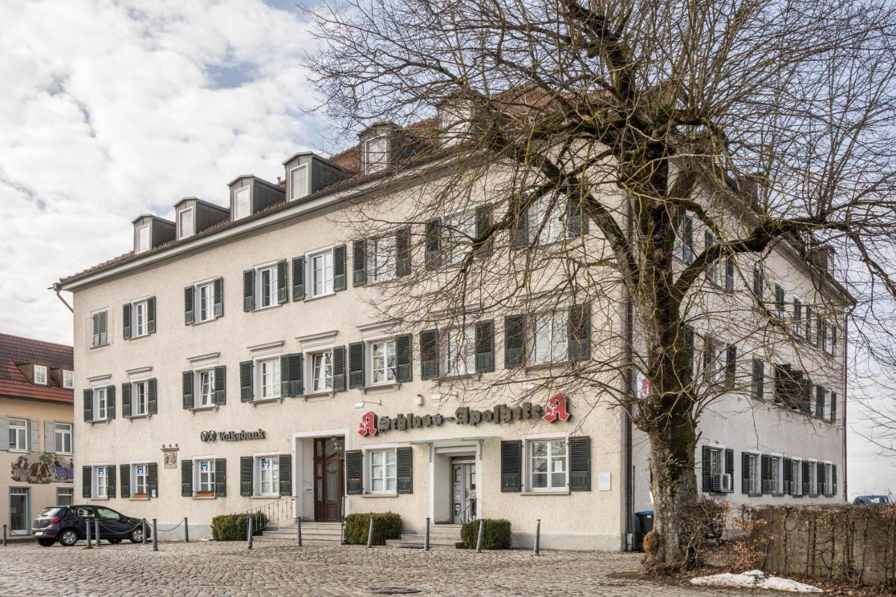 Ferienwohnung Am Schloss Heiligenborn Екстериор снимка