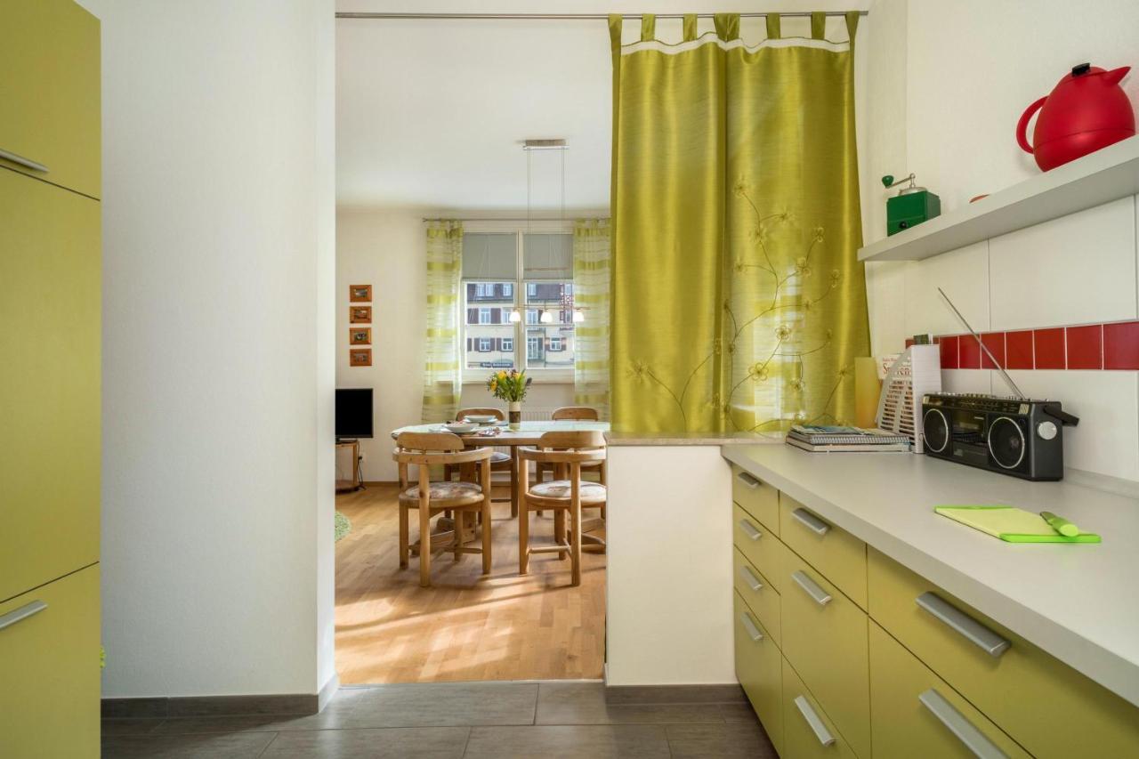 Ferienwohnung Am Schloss Heiligenborn Екстериор снимка
